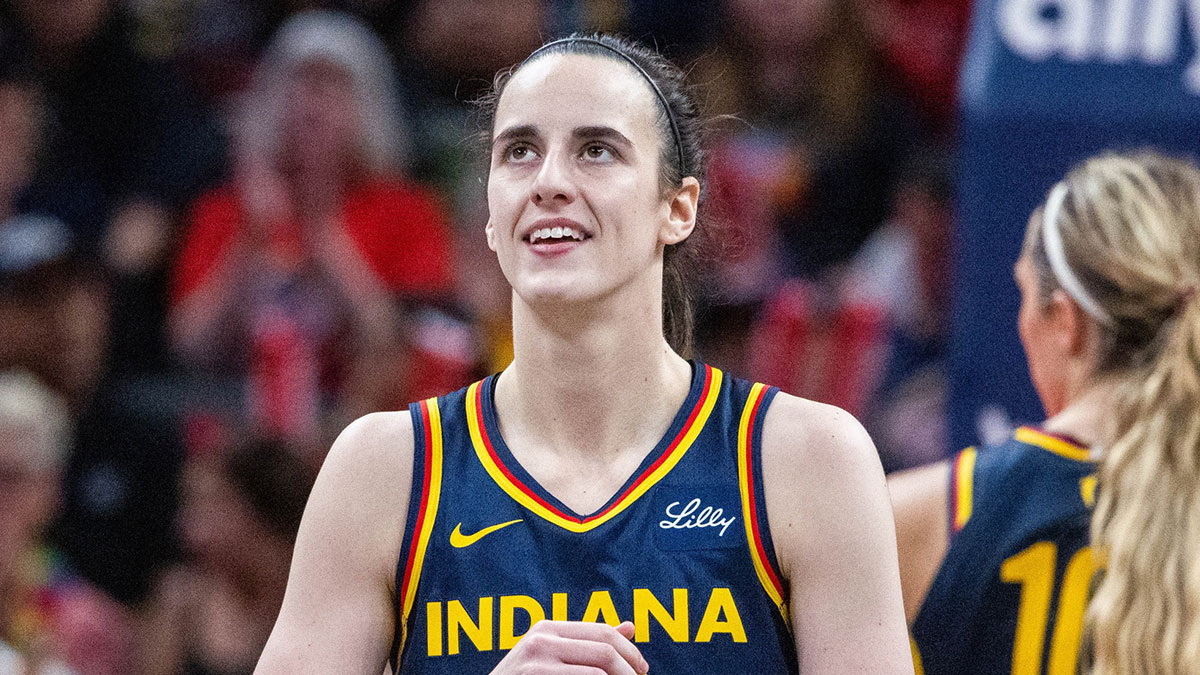 Indiana Fever guard Caitlin Clark (22) in the second half against the New York Liberty at Gainbridge Fieldhouse.