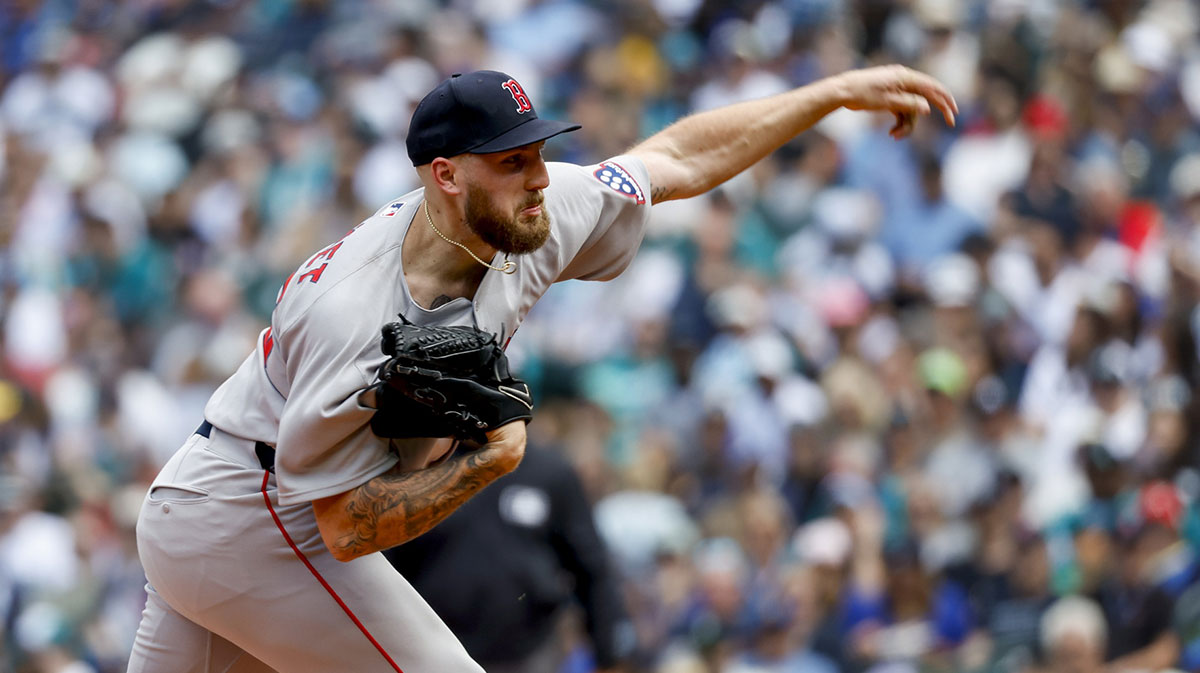 Boston Red Sox starting pitcher Garrett Crochet (35) throws against the Seattle Mariners during the sixth inning at T-Mobile Park.