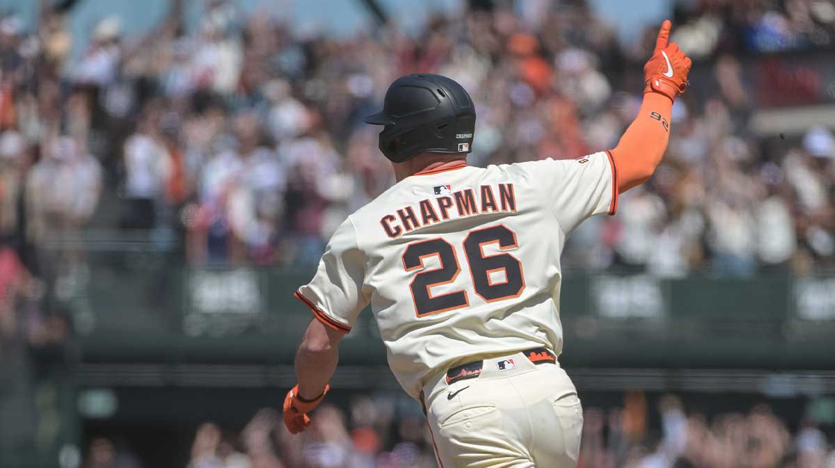 San Francisco Giants third baseman Matt Chapman (26) celebrates after hitting a walk off home run against the Atlanta Braves during the ninth inning at Oracle Park.