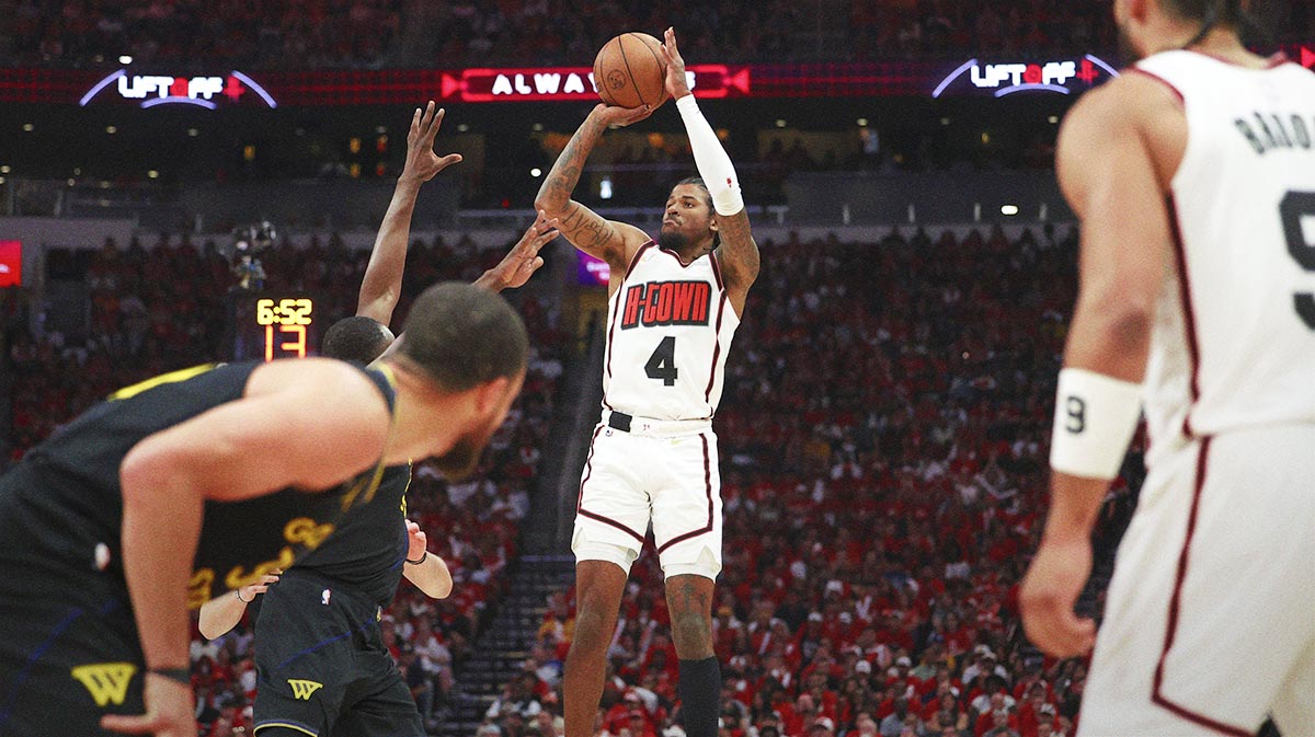 Houston Rockets guard Jalen Green (4) shoots the ball during the fourth quarter of game seven of the first round for the 2025 NBA Playoffs against the Golden State Warriors at Toyota Center.