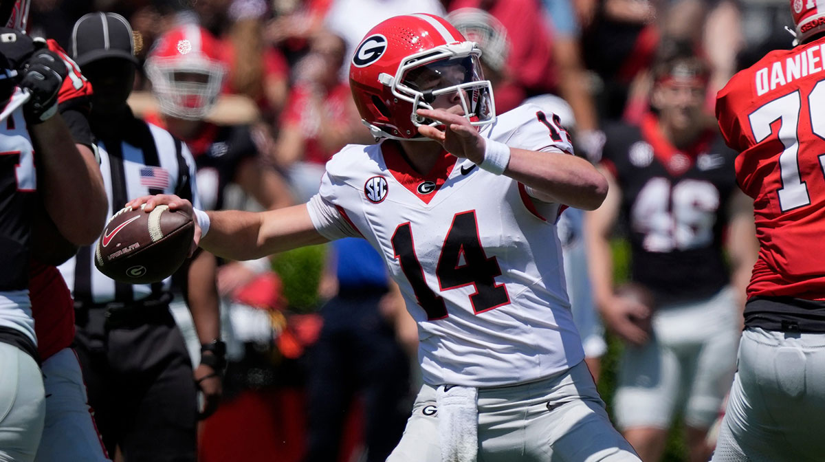 Georgia quarterback Gunner Stockton (14) throws a deep ball during the Georgia G-Day spring football game in Athens, Ga., on Saturday, April 12, 2025.