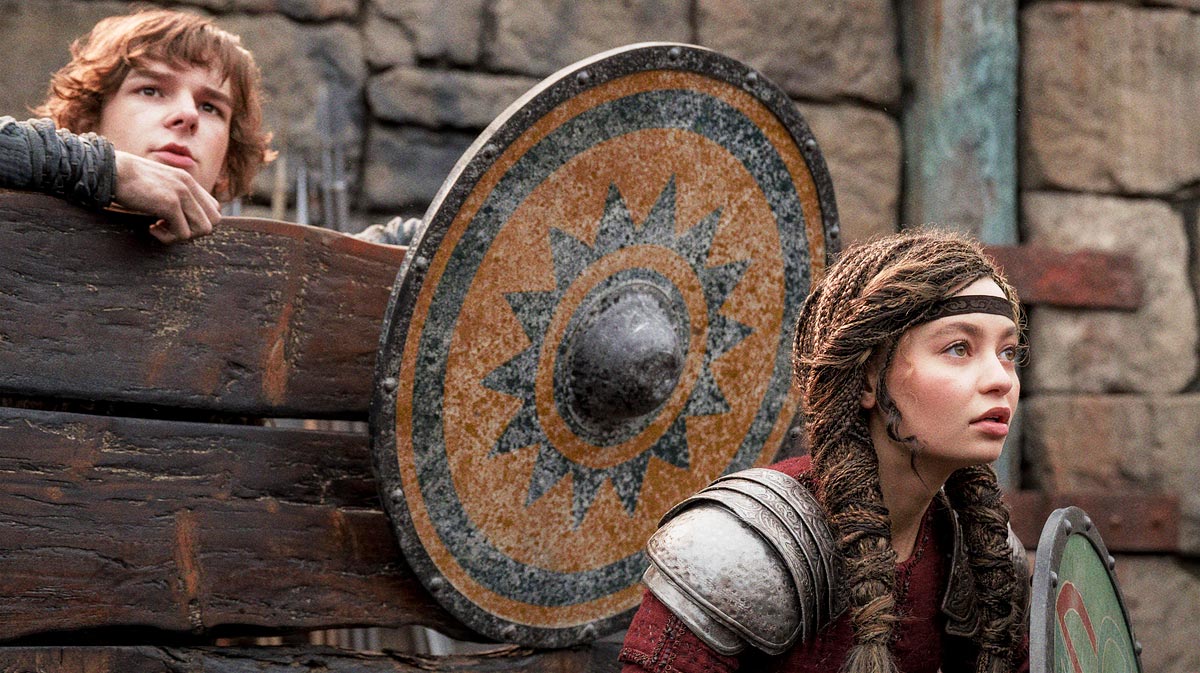 Mason Thames and Nico Parker in the How to Train Your Dragon live-action remake.