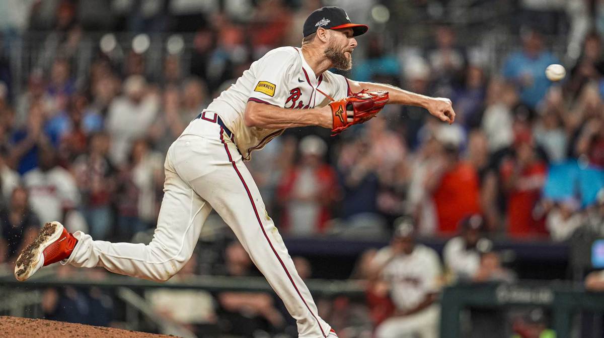 Atlanta Braves starting pitcher Chris Sale (51) pitches against the New York Mets during the ninth inning at Truist Park.