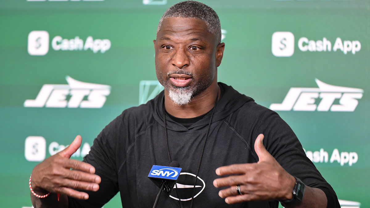 New York Jets head coach Aaron Glenn speaks at a press conference during minicamp at Atlantic Health Jets Training Center.