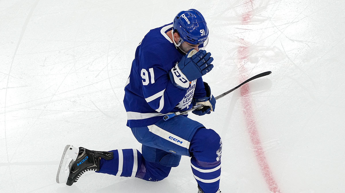John Tavares announces $17.5 million contract extension with Leafs
