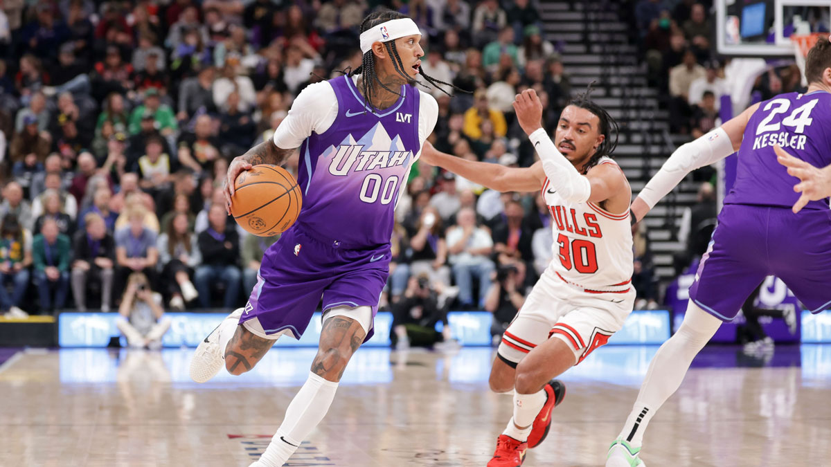 Utah Jazz guard Jordan Clarkson (00) brings the ball up the court during the second quarter against the Chicago Bulls at Delta Center.