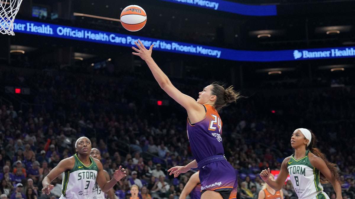 Phoenix Mercury forward Kathryn Westbeld (24) puts up a layup against the Seattle Storm during the second half at Footprint Center.