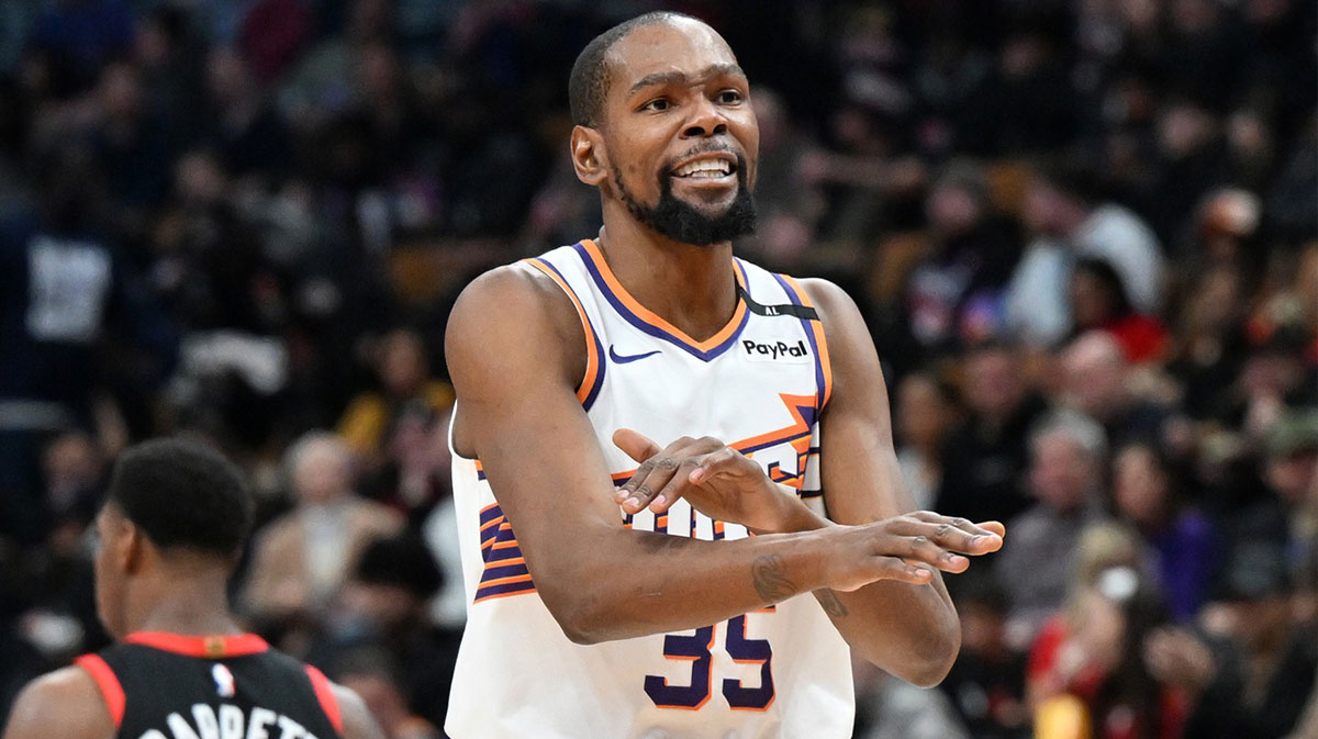 Phoenix Suns forward Kevin Durant (35) gestures to the referee for a foul call against the Toronto Raptors in the second half at Scotiabank Arena.