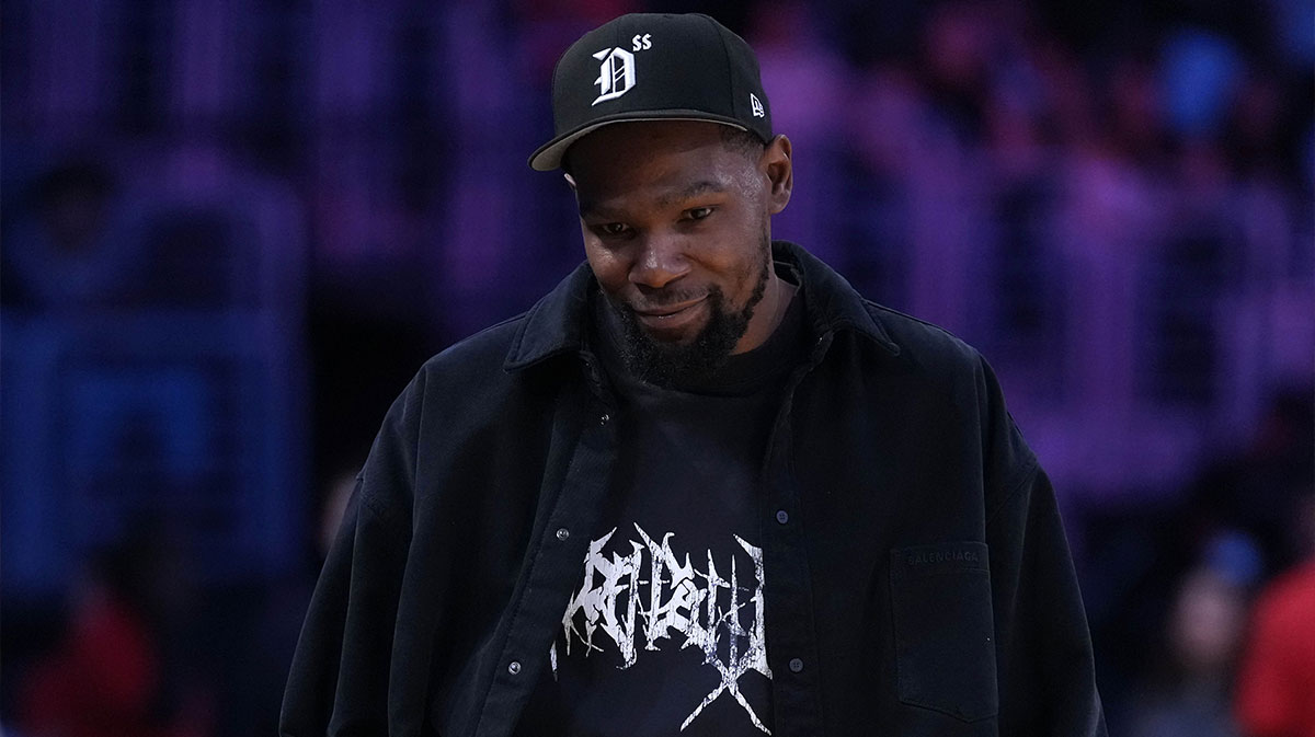 Kevin Durant attends the game between the Golden State Valkyries and the LA Sparks at Crypto.com Arena.