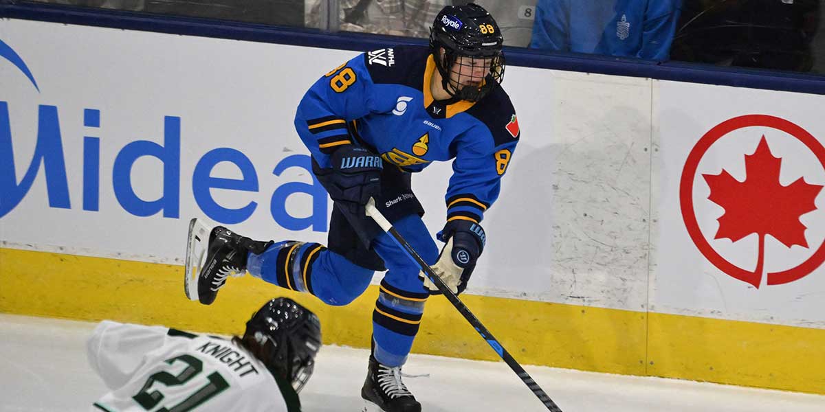 Toronto Sceptres forward Julia Gosling (88) skates with the puck past Boston Fleet forward Hilary Knight (21) in the second period at Coca-Cola Coliseum.