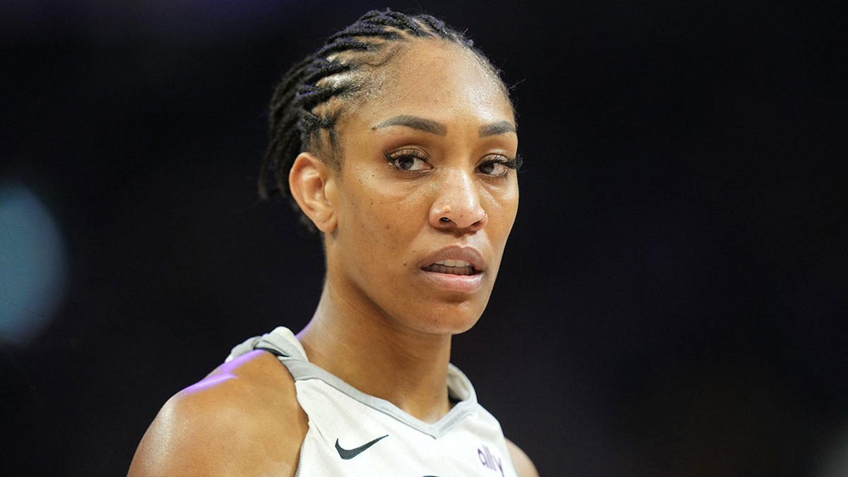 Las Vegas Aces center A'ja Wilson (22) during the second quarter against the Golden State Valkyries.