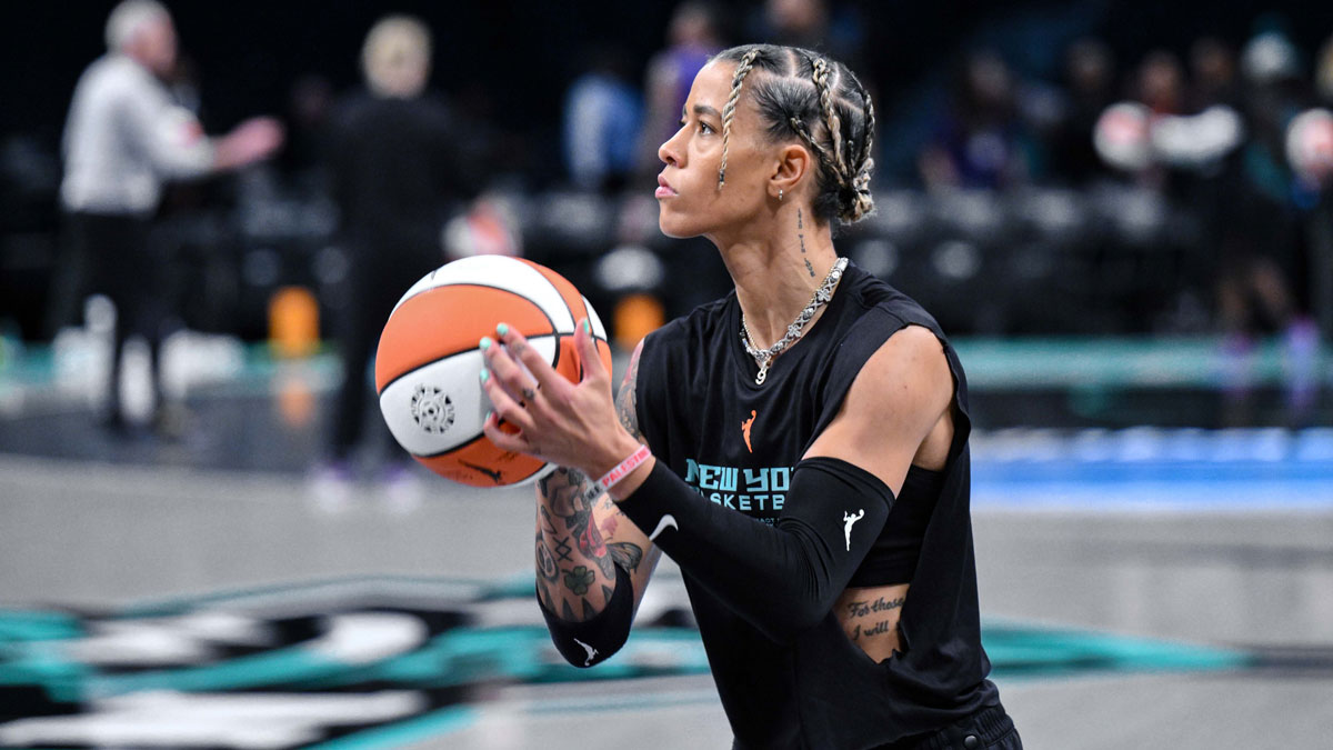 New York Liberty guard Natasha Cloud (9) warms up before a game against the Phoenix Mercury at Barclays Center.