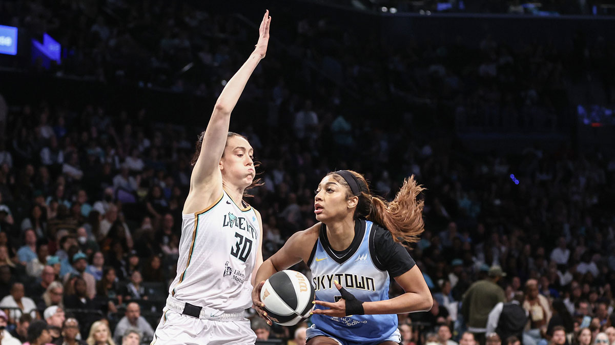 Chicago Sky forward Angel Reese (5) looks to post up against New York Liberty forward Breanna Stewart (30) in the first quarter at Barclays Center.