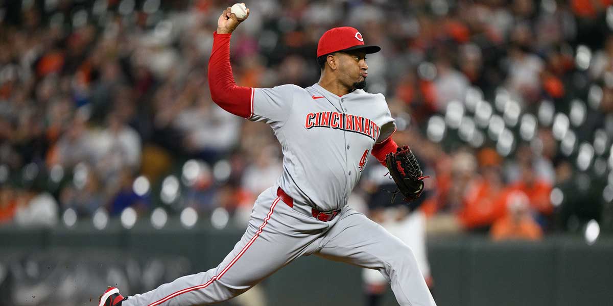 Cincinnati Reds pitcher Alexis Diaz (43) throws a pitch during the ninth inning against the Baltimore Orioles at Oriole Park at Camden Yards.