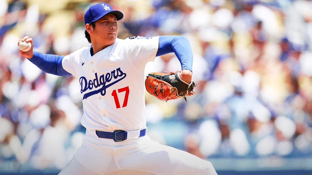 Los Angeles Dodgers two‑way player Shohei Ohtani (17) pitches the ball during the second inning against Washington Nationals at Dodger Stadium.