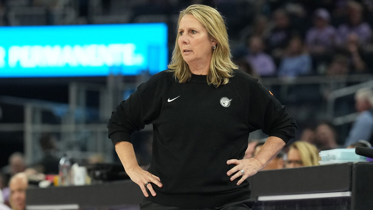 Minnesota Lynx head coach Cheryl Reeve during the first quarter against the Golden State Valkyries at Chase Center.