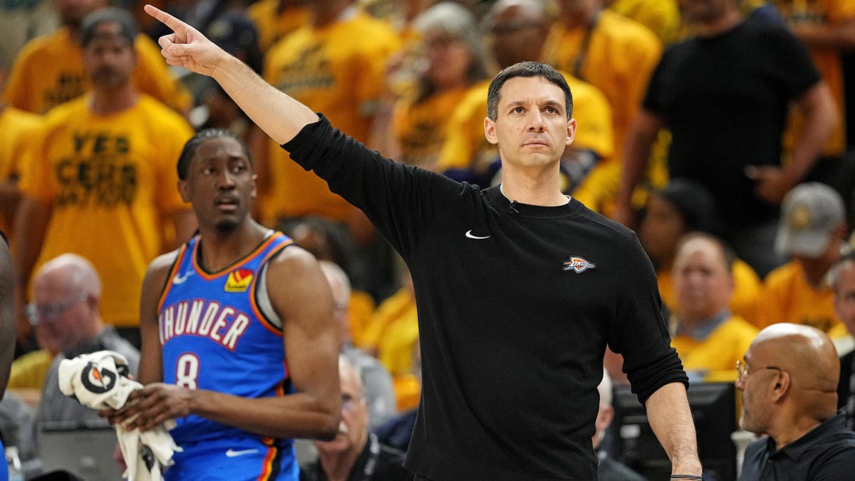 Oklahoma City Thunder head coach Mark Daigneault signals to his team during the third quarter against the Indiana Pacers in game three of the 2025 NBA Finals at Gainbridge Fieldhouse.