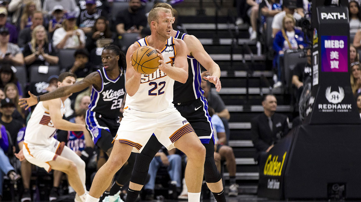Phoenix Suns center Mason Plumlee (22) controls the ball against the Sacramento Kings during the first quarter at Golden 1 Center.