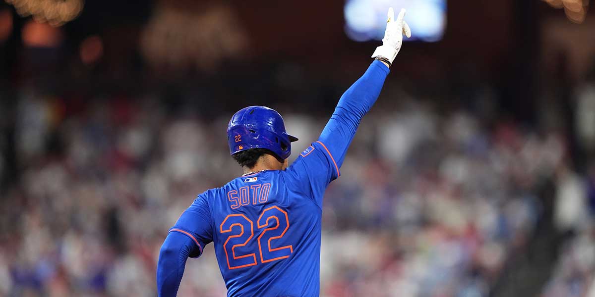 New York Mets outfielder Juan Soto (22) rounds the bases after hitting a home run against the Philadelphia Phillies in the fifth inning at Citizens Bank Park.