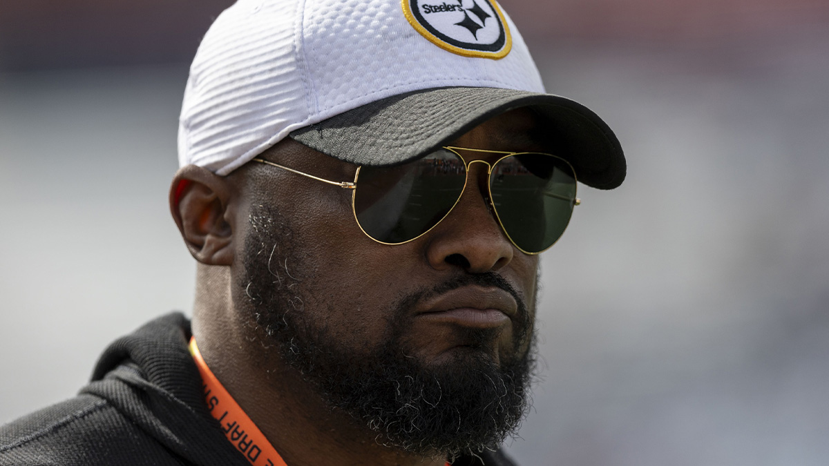 Pittsburgh Steelers head coach Mike Tomlin visits the field during Senior Bowl practice for the American team at Hancock Whitney Stadium.