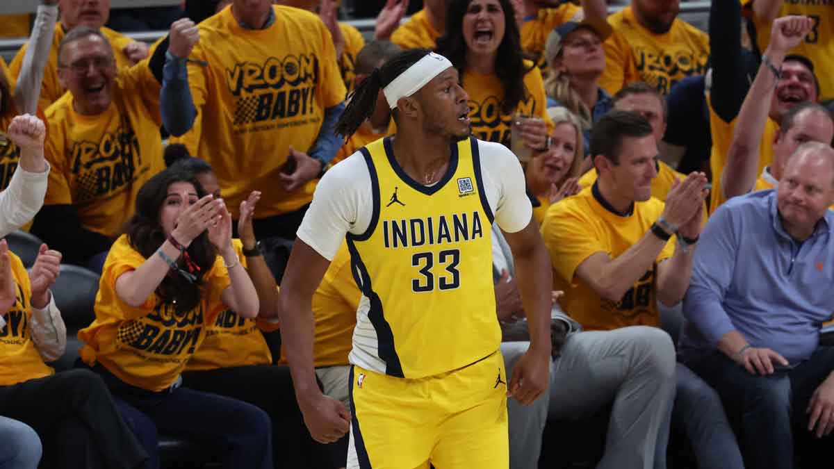Indiana Pacers center Myles Turner (33) reacts after shooting a three point basket during the first quarter against the New York Knicks during game three of the eastern conference finals for the 2025 NBA Playoffs at Gainbridge Fieldhouse.