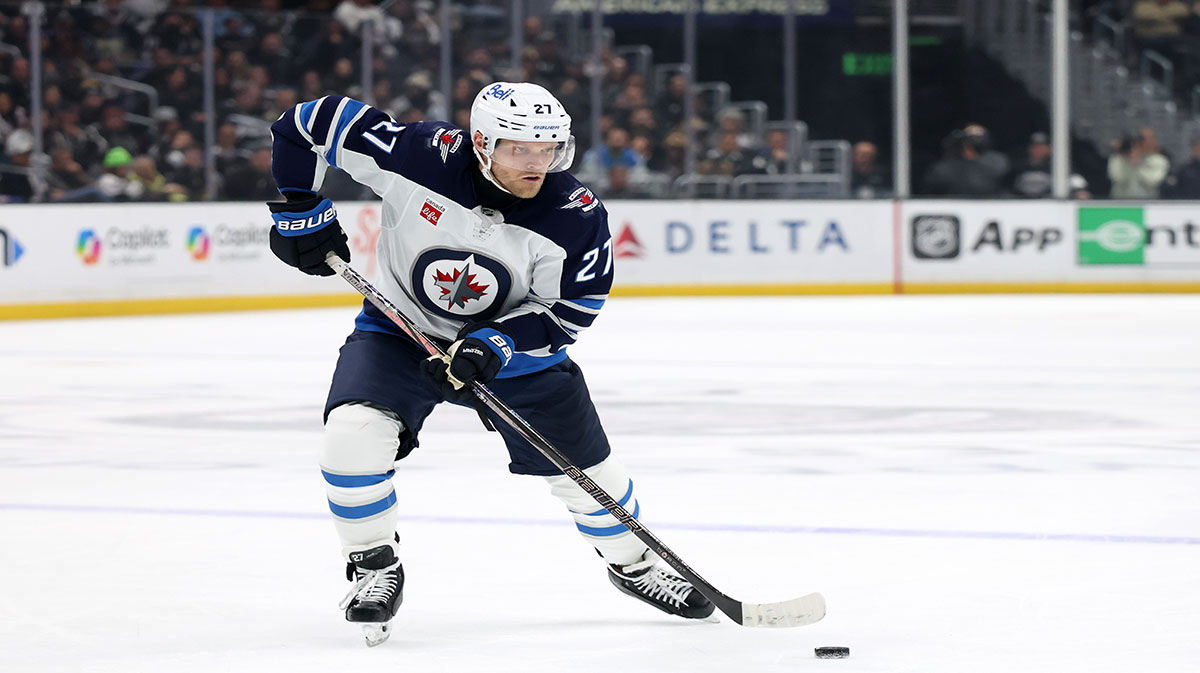Winnipeg Jets left wing Nikolaj Ehlers (27) skates with the puck during the third period against the Los Angeles Kings at Crypto.com Arena