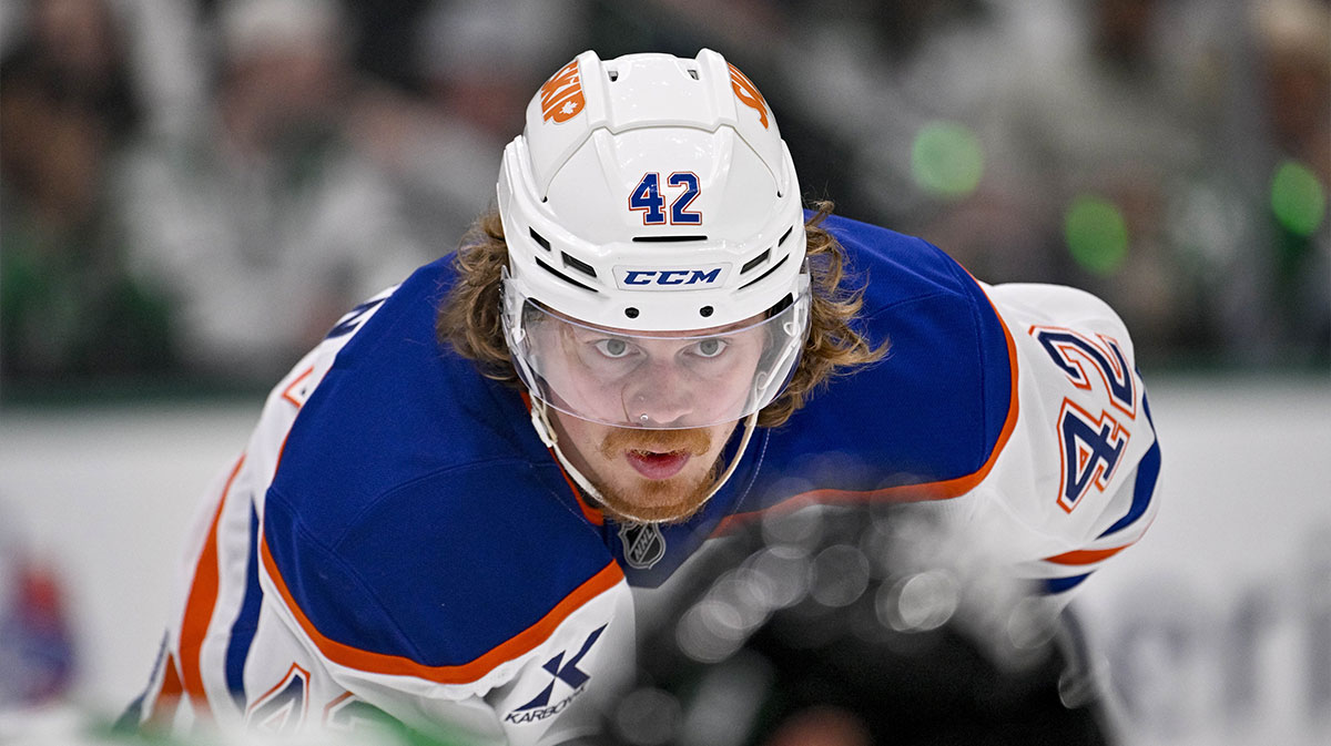 Oilers lock up depth forward to 1-year contract extension