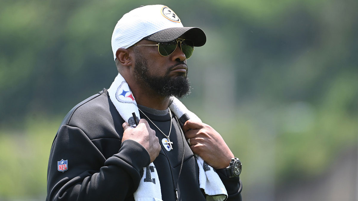 Pittsburgh Steelers head coach Mike Tomlin during minicamp at their South Side facility.