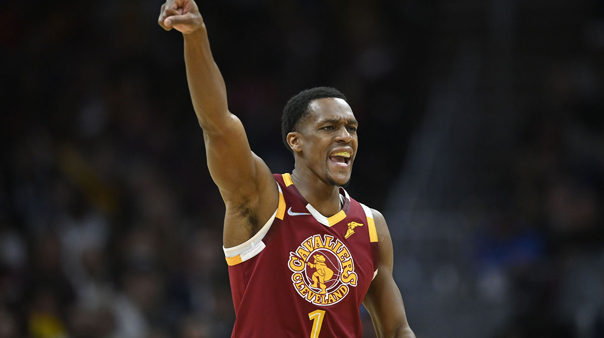 Cleveland Cavaliers guard Rajon Rondo (1) runs the offense in the fourth quarter against the Atlanta Hawks at Rocket Mortgage FieldHouse.