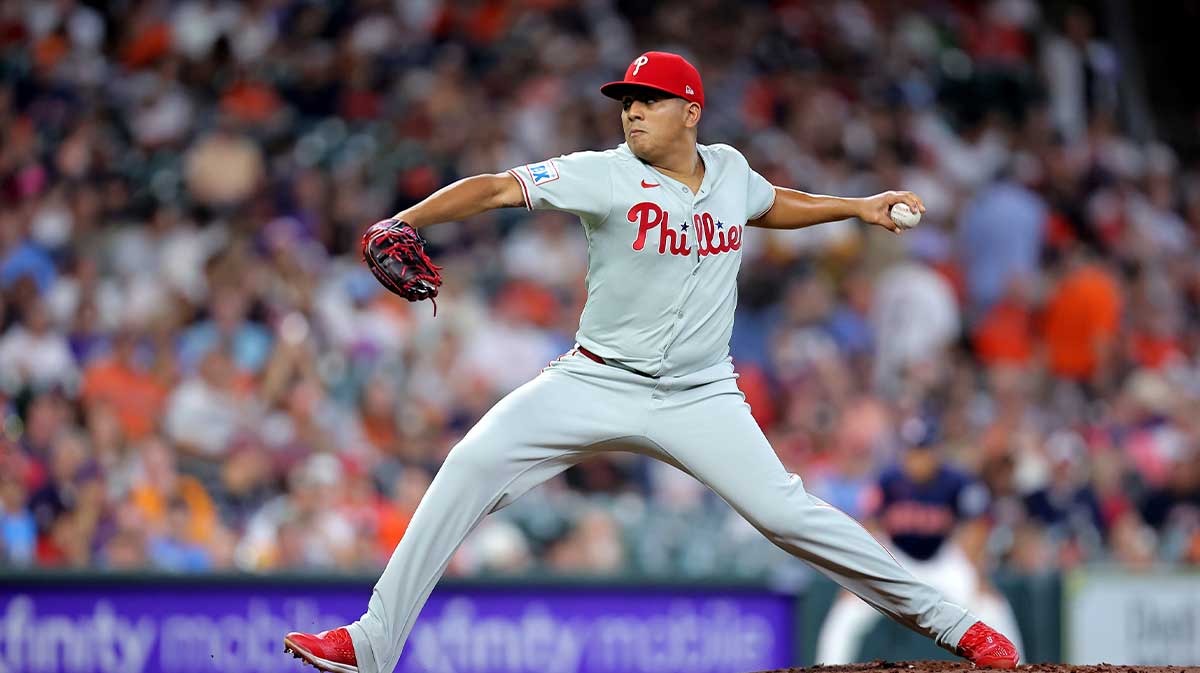 Philadelphia Phillies starting pitcher Ranger Suarez (55) delivers a pitch against the Houston Astros during the first inning at Daikin Park.