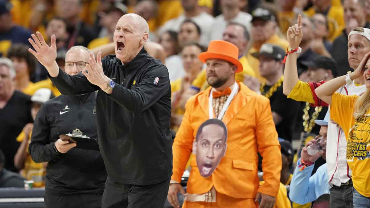 Indiana Pacers head coach Rick Carlisle reacts after a play against the Oklahoma City Thunder during the second half during game four of the 2025 NBA Finals at Gainbridge Fieldhouse.