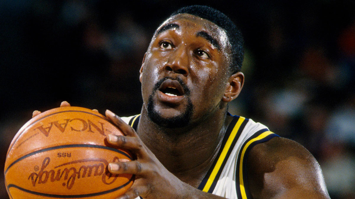 Michigan Wolverines forward Robert Traylor (55) in action.