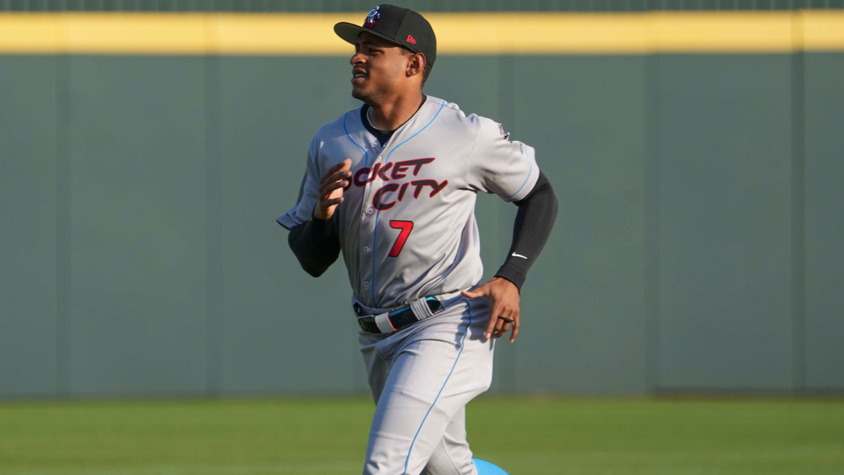 Rocket City infielder Christian Moore (7) jogs during a minor league baseball game between the Knoxville Smokies and Rocket City Trash Pandas at Covenant Health Park on April 29, 2025. The Knoxville Smokies won 9-6 against the Rocket City Trash Pandas. Rengifo
