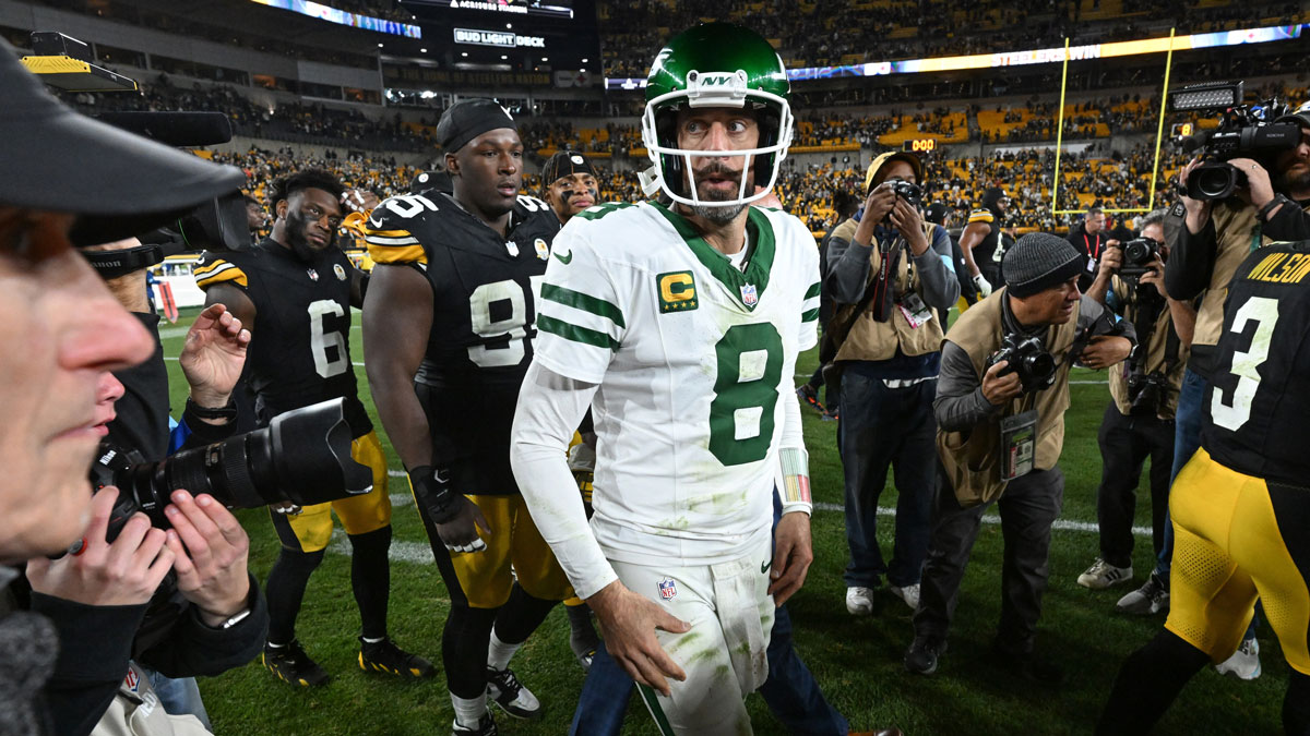 Ben Roethlisberger backup sounds off on Steelers’ Aaron Rodgers drama