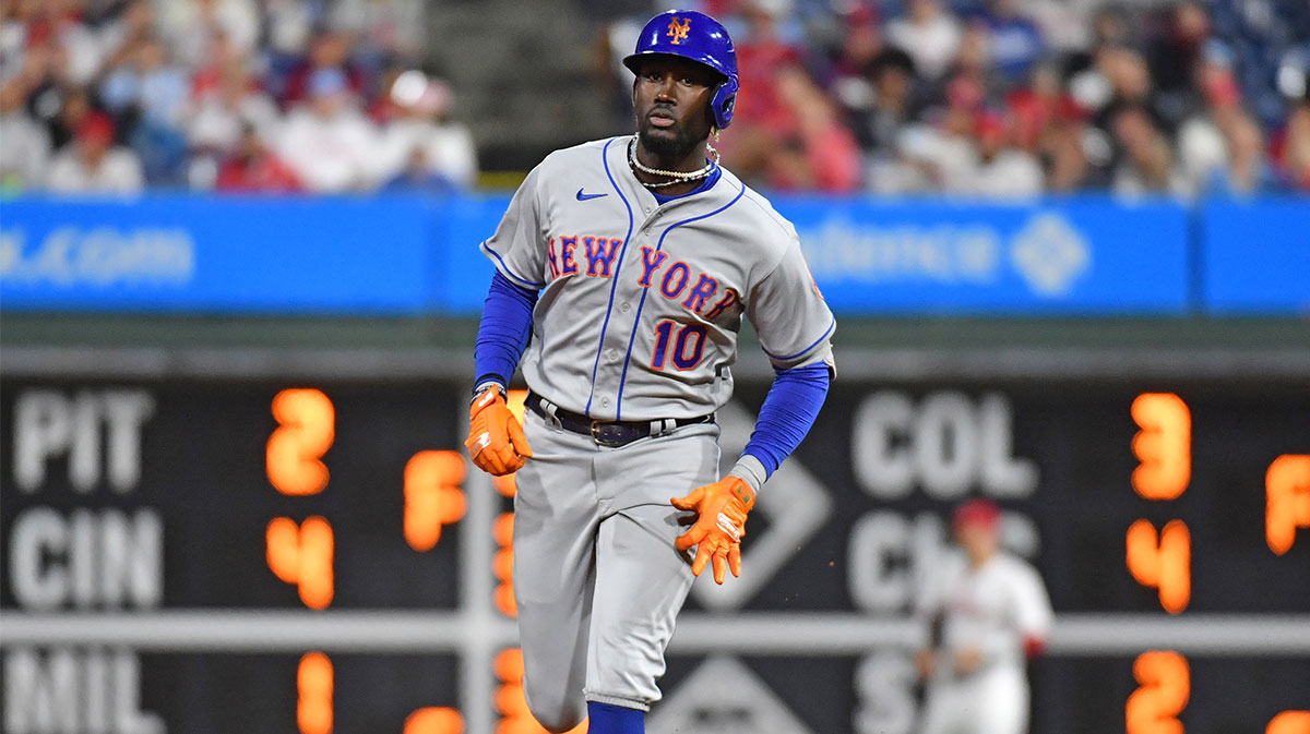 New York Mets shortstop Ronny Mauricio (10) runs the bases after hitting a two run home run during the sixth inning against the Philadelphia Phillies at Citizens Bank Park.
