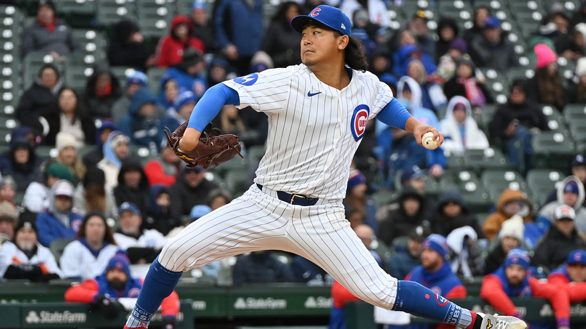 Chicago Cubs starting pitcher Shota Imanaga (18) pitches during the second inning against the Texas Rangers at Wrigley Field.