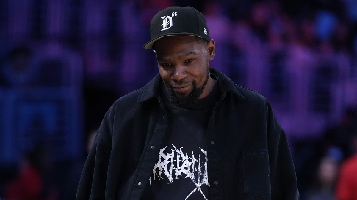 Kevin Durant attends the game between the Golden State Valkyries and the LA Sparks at Crypto.com Arena.