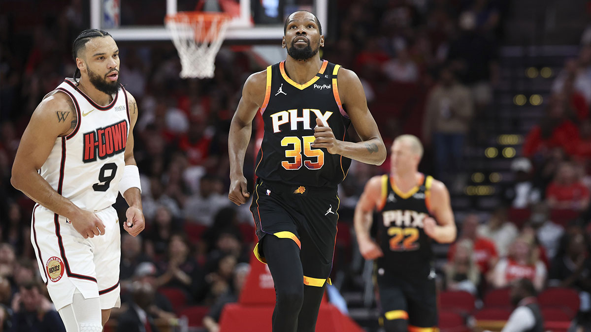 Phoenix Suns forward Kevin Durant (35) looks up after a play during the first quarter against the Houston Rockets at Toyota Center.