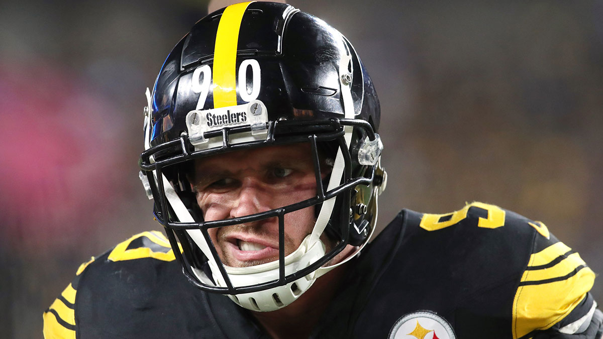 Pittsburgh Steelers linebacker T.J. Watt (90) reacts on the field against the New York Giants during the third quarter at Acrisure Stadium.