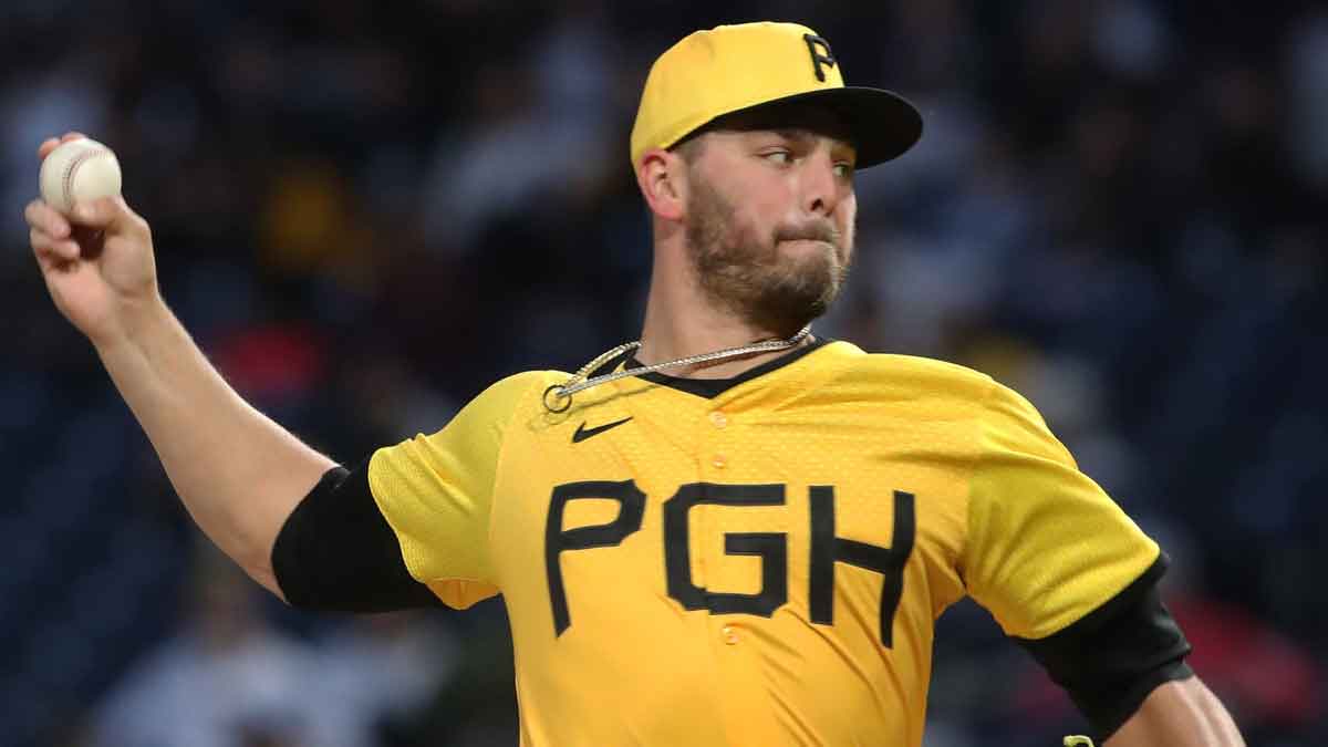 Pittsburgh Pirates relief pitcher Tanner Rainey (27) pitches against the Milwaukee Brewers during the seventh inning.