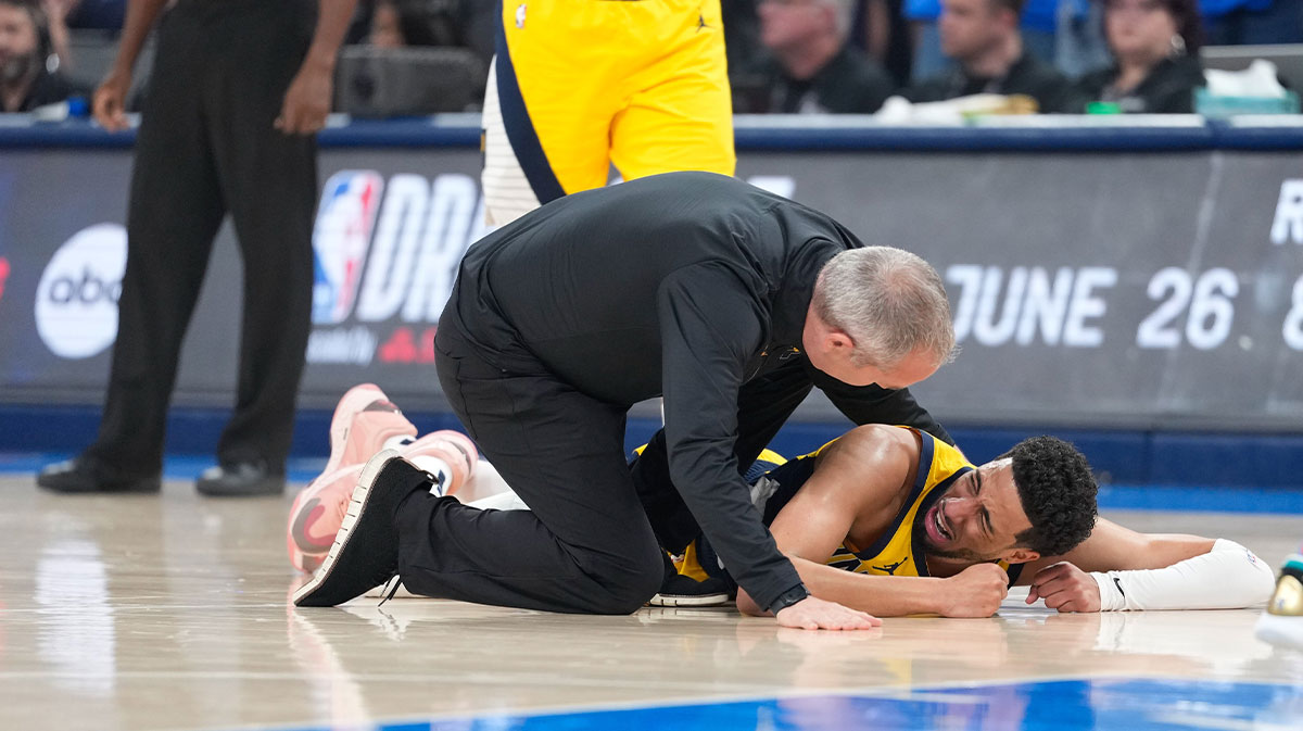 Indiana Pacers guard Tyrese Haliburton (0) reacts after suffering an injury during the first quarter against the Oklahoma City Thunder during game seven of the 2025 NBA Finals at Paycom Center.