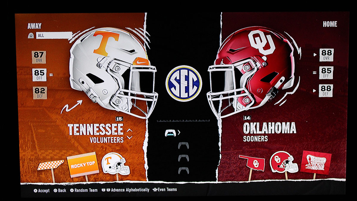 The menu screen for Tennessee versus Oklahoma on EA Sports College Football 25. After 100 simulations, the game favored the Volunteers to win in Norman, Oklahoma. Mandatory Credit: © Keenan Thomas/Knoxville News Sentinel / USA TODAY NETWORK via Imagn Images