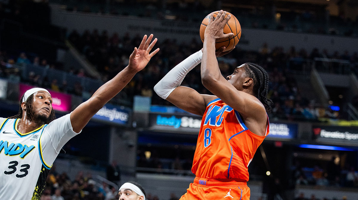 Thunder forward Jalen Williams (8) shoots the ball while Indiana Pacers center Myles Turner (33) defends in the second half at Gainbridge Fieldhouse