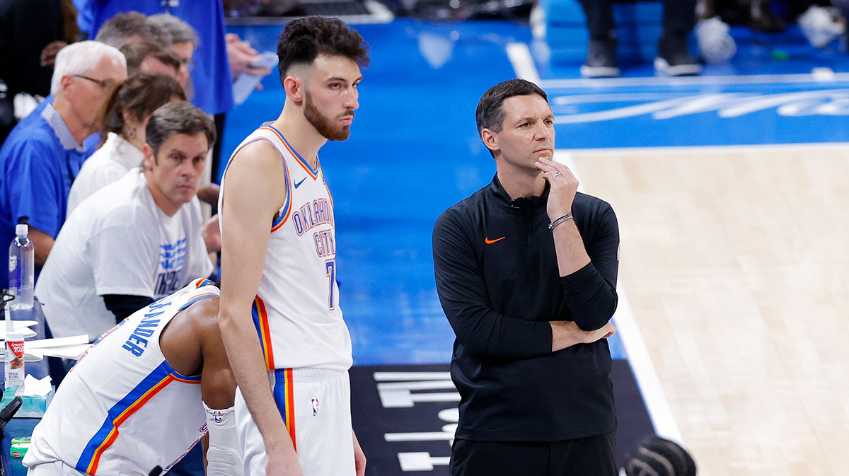 Thunder forward Chet Holmgren (7) and head coach Mark Daigneault during the fourth quarter against the Indiana Pacers in game five of the 2025 NBA Finals at Paycom Center