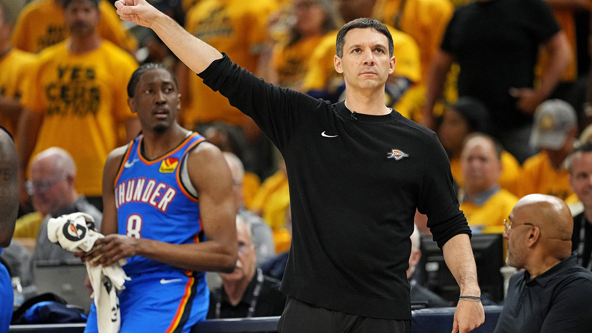 Thunder head coach Mark Daigneault signals to his team during the third quarter against the Indiana Pacers in game three of the 2025 NBA Finals at Gainbridge Fieldhouse