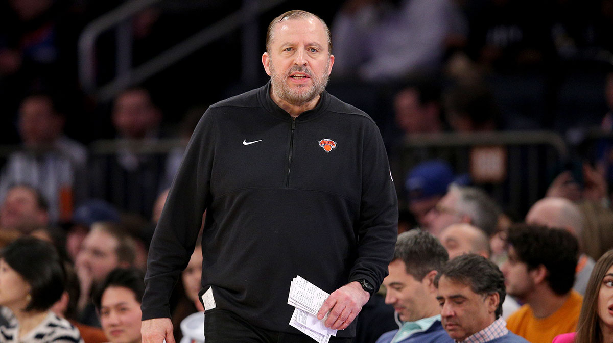 New York Knicks head coach Tom Thibodeau coaches against the Detroit Pistons during the second quarter at Madison Square Garden.