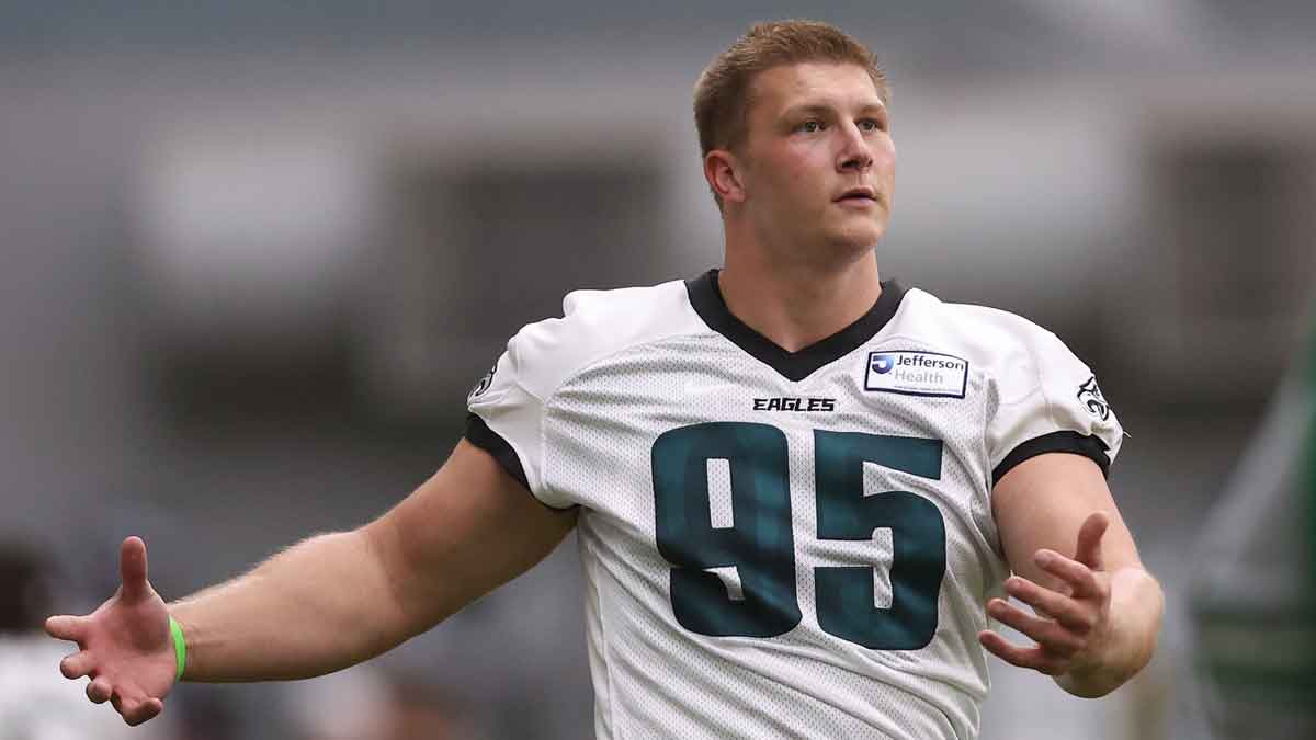 Philadelphia Eagles defensive tackle Ty Robinson (95) warms up during OTAs at NovaCare Complex.