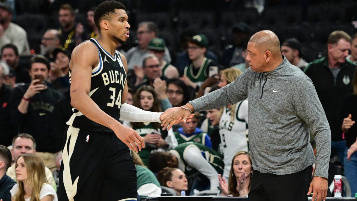 Milwaukee Bucks forward Giannis Antetokounmpo (34) exits the game in the fourth quarter as head coach Doc Rivers shakes his hand during game four against the Indiana Pacers of first round for the 2024 NBA Playoffs at Fiserv Forum.