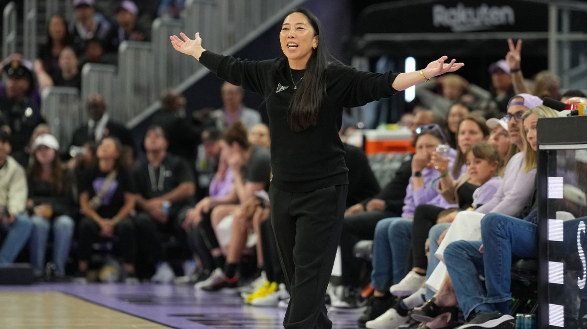 San Francisco, California, USA; Golden State Valkyries head coach Natalie Nakase gestures during the fourth quarter against the Minnesota Lynx at Chase Center.