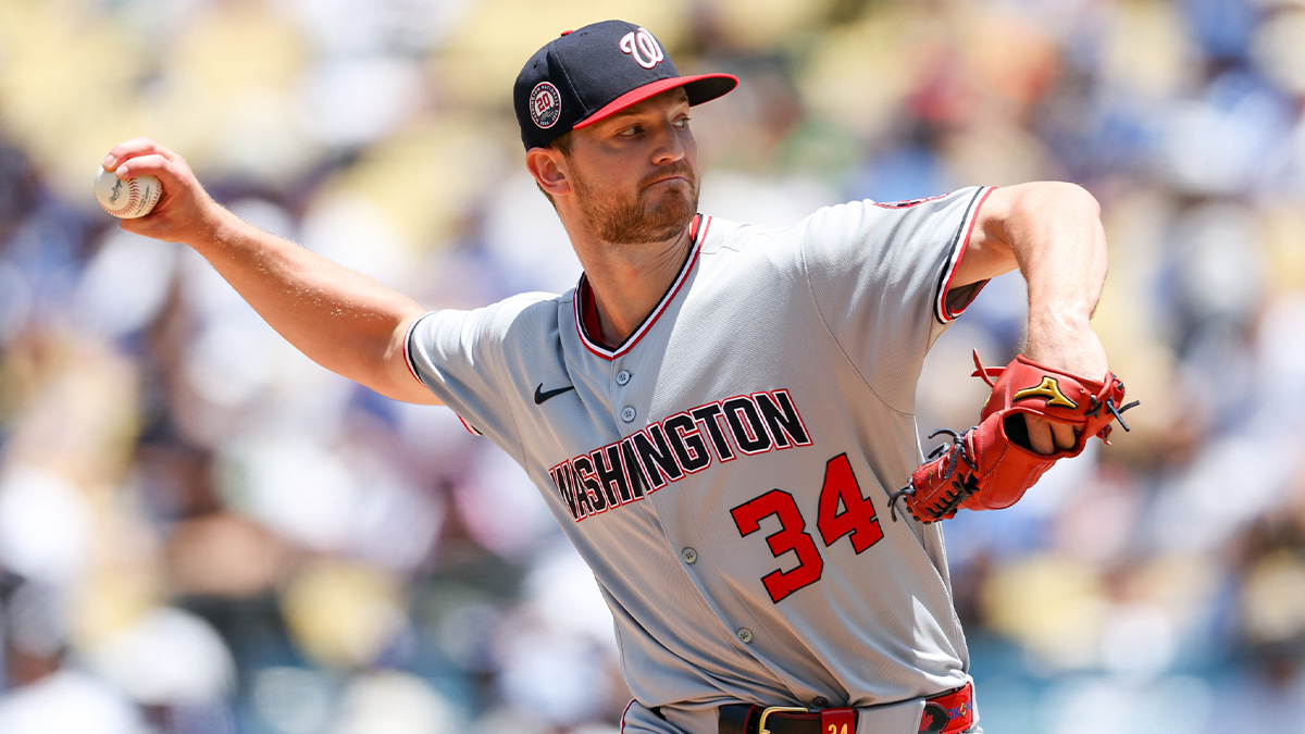 Washington Nationals starting pitcher Michael Soroka (34) pitches the ball during the second inning against The Los Angeles Dodgers at Dodger Stadium. Scherzer, Kepler